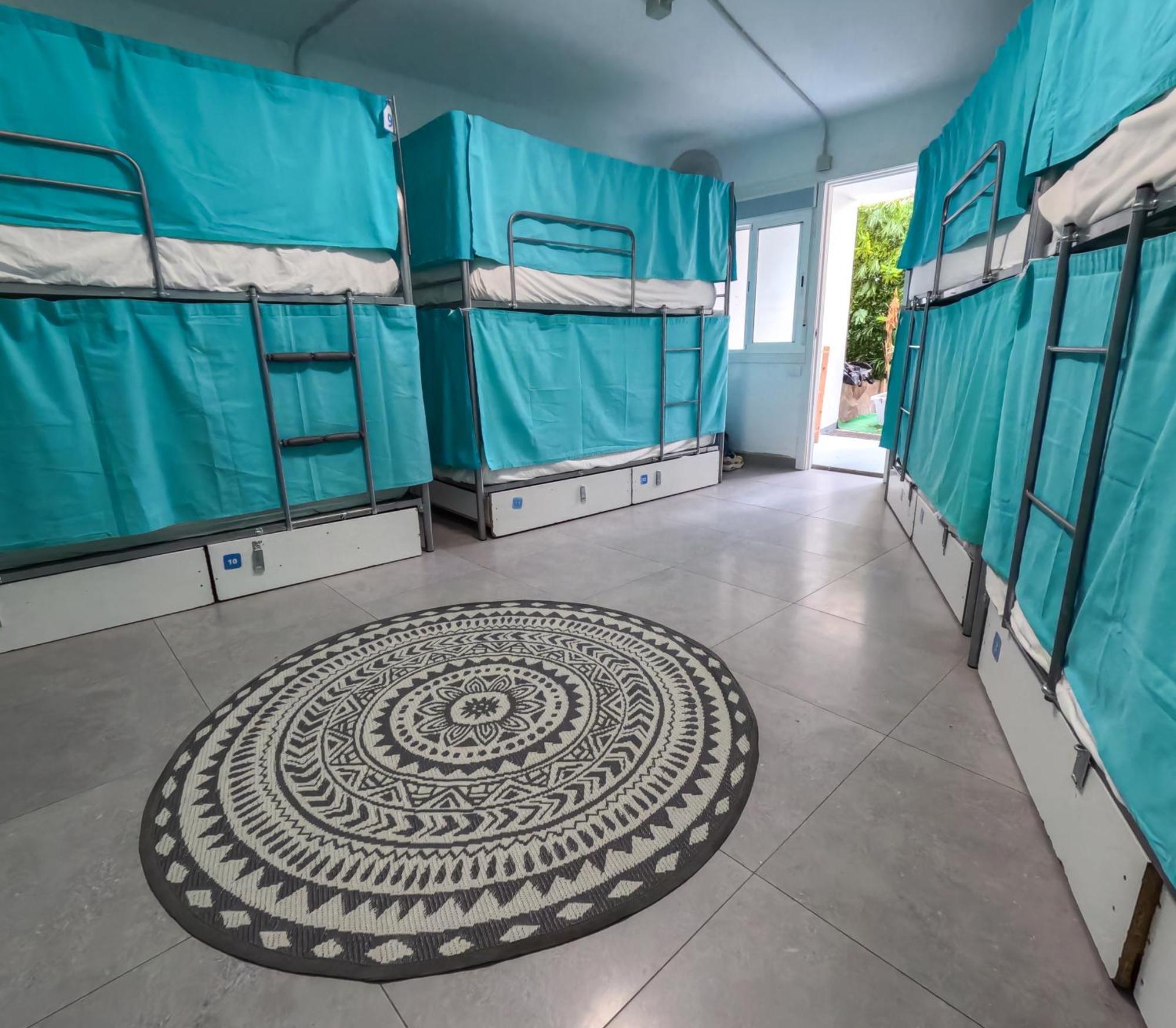אדחה Duque Nest Hostel מראה חיצוני תמונה